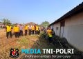 Polsek Tambelang Tanam Pohon Bersama Masyarakat dalam Program PMJ Merdeka Sambut HUT RI ke-81