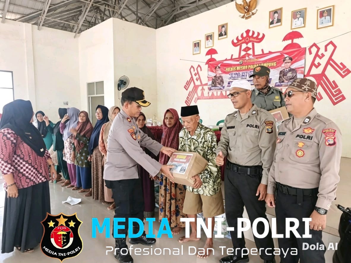 Polsek Simpang Pematang Gelar Jumat Curhat di Fajar Asri, Salurkan Sembako hingga Imbauan Kamtibmas