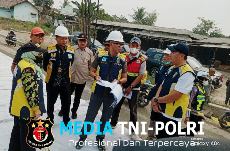 Gubernur Lampung Dan Bupati Pringsewu Tinjau Progres Perbaikan Jalan Provinsi