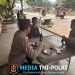 Hangatnya Kopi dan Obrolan Santai Begini Cara Polisi Mandor Jaga Kamtibmas di Siang Hari