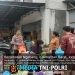 Saat Patroli, Polisi Ngabang Temui Warga Berbelanja dan Sampaikan Imbauan