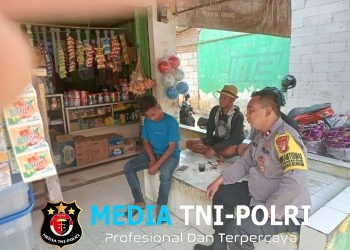 Bhabinkamtibmas Lenggahsari Sambangi Warga Sampaikan Pesan Kamtibmas