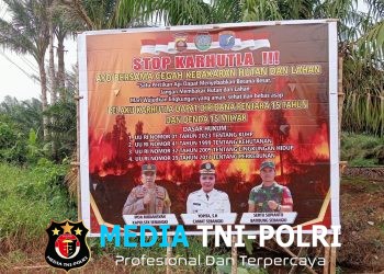 STOP KARHUTLA! Polsek Sebangki Pasang Baleho, Warga Diajak Jaga Lingkungan Tetap Aman dan Bebas Asap