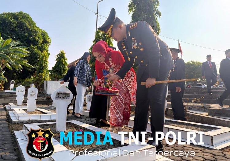 Polres Wonogiri Ikuti Ziarah Nasional, Kenang Jasa Pahlawan Jelang HUT ke-81 RI