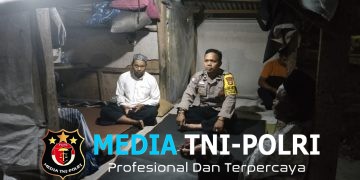 Jaga Jakarta Jaga Bekasi, Polsek Cikarang Pusat Sambangi Poskamling Pasirtanjung dan Ajak Warga Perkuat Pamswakarsa