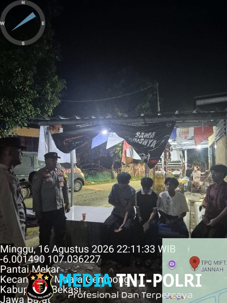 Jaga Jakarta Jaga Bekasi, Patroli Biru Polsek Muaragembong Sambangi Pemuda dan Antisipasi Kejahatan Jalanan