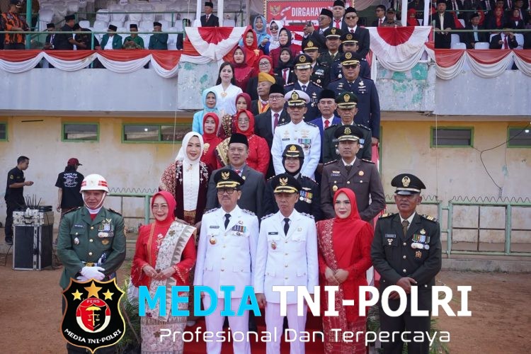 Berlangsung Khidmat dan Kondusif, Kapolres Lampung Utara Hadiri Upacara HUT RI ke-81 di Stadion Sukung Kotabumi