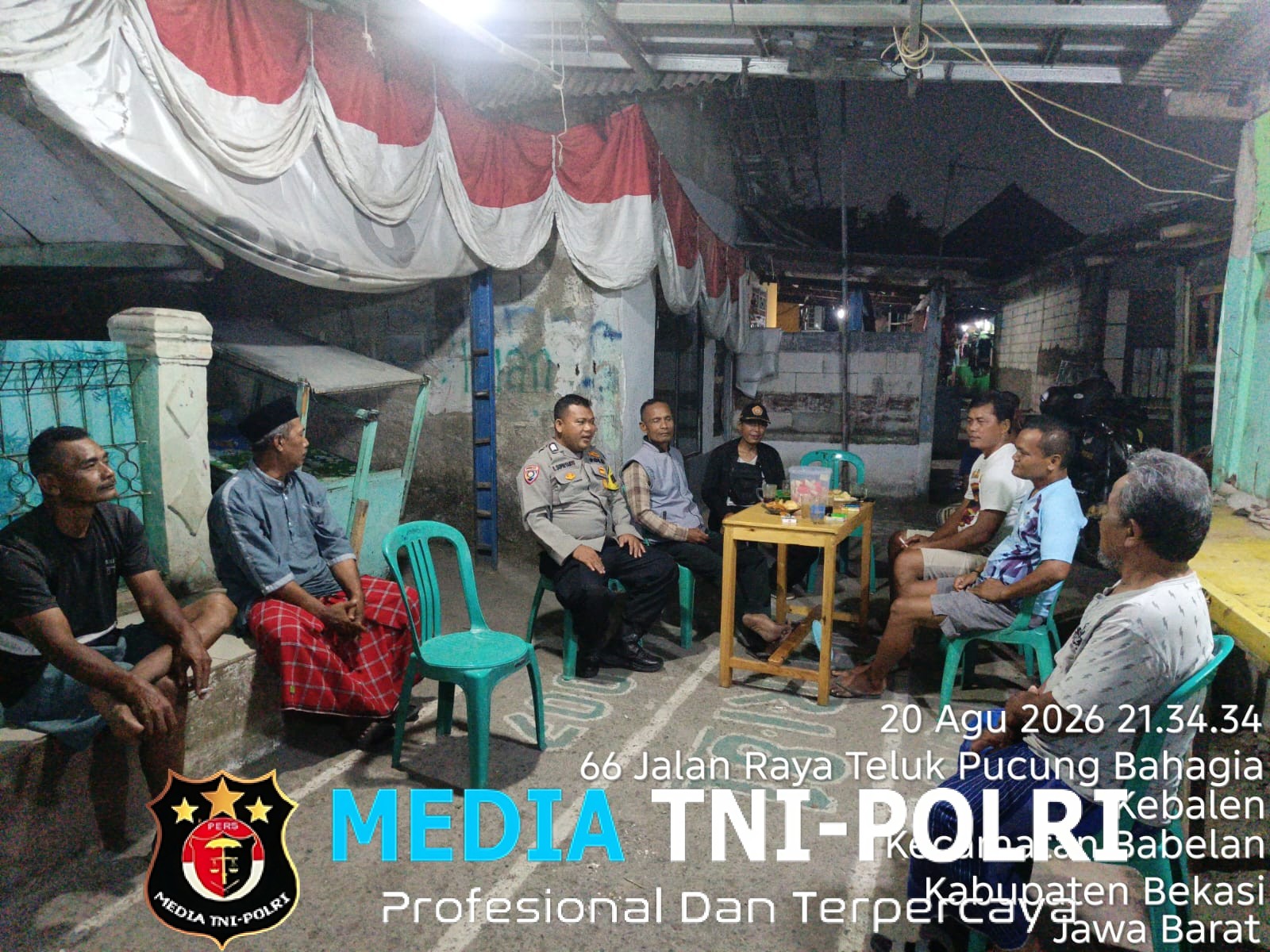 Bhabinkamtibmas Kebalen Ajak Warga Aktifkan Kembali Siskamling dan Awasi Pergaulan Remaja