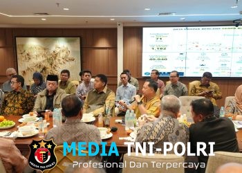 Mendagri dan Menteri PKP Bahas Penanganan Rumah Warga Terdampak Gempa NTT