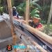 Babinsa Karanggede Turun Langsung, Dukung Percepatan Pembangunan Jembatan Perintis Garuda
