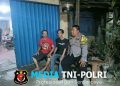 Bhabinkamtibmas Karangmekar Sambangi Warga, Perkuat Silaturahmi dan Kepedulian Kamtibmas