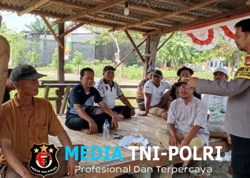 Dekat dengan Warga, Bhabinkamtibmas Sukamekar Ingatkan Bahaya Penipuan Online hingga Tawuran