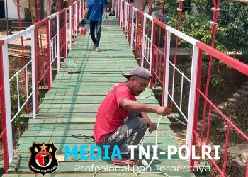 Karya Bakti TNI AD Kebutt Pembangunan Jembatan Gantung Desa Teluk Tigo, Harapan Baru bagi Masyarakat