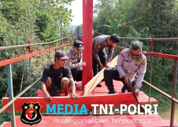 Belum Genap Dua Hari, Jembatan Gantung Bumi Arum Kembali Aman Dilintasi