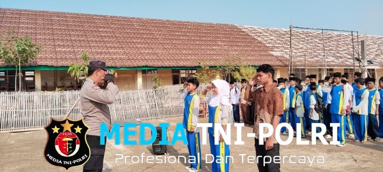 Police Goes to School, Polsek Muaragembong Ajak Pelajar Pelita Bangsa Jauhi Narkoba dan Bijak Bermedia Sosial