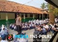 Police Goes to School, Polsek Pebayuran Ajak Pelajar Tetap Fokus Belajar dan Hindari Provokasi