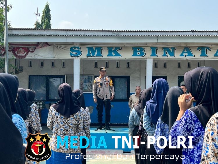 Police Goes to School, Kapolsek Setu Ajak Pelajar SMK Binatama Waspadai Provokasi dan Fokus Belajar