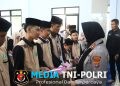 Polres Lampung Utara Peringati Maulid Nabi Muhammad SAW 1448 H, Kapolres Santuni Anak Yatim