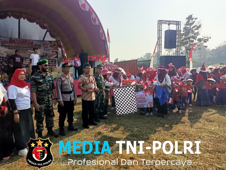 Bati Tuud Tangen Kawal Karnaval HUT RI ke-81, 300 Warga Galeh Tumpah Ruah