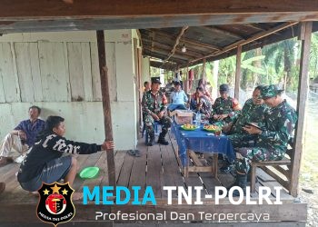 Tim Mabes TNI Gelar Anjangsana dan Penyuluhan Karhutla di Desa Cinta Jaya