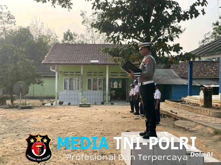 Kasat Lantas Polres Mesuji Jadi Irup di SMP Muhammadiyah Agung Batin Ingatkan Bahaya Narkoba dan Judi Online