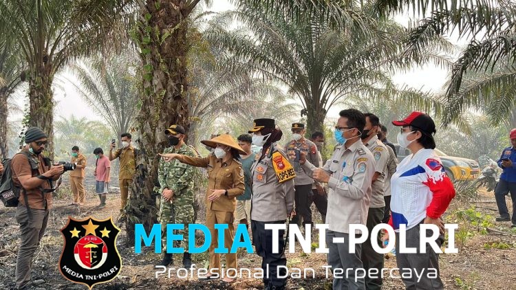 Kapolres Landak Turun ke Lokasi Karhutla di Dusun Pampang, Api Diperkirakan Lahap 50 Hektare
