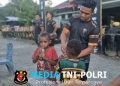 Lepas Penat Setelah Bekerja, Satgas Yonif 645/GTY Ajak Warga Benawa Olahraga Bersama