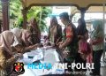 Cegah Stunting Sejak Dini, Babinsa Koramil 0808/03 Kanigoro Turun Tangan Dampingi Kegiatan Posyandu Di Desa Bangle