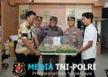 Bawa Tumpeng ke Kejari, Kapolres Pringsewu Perkuat Sinergi Penegakan Hukum
