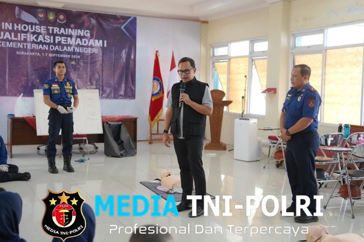 Tinjau Damkar Surakarta, Bima Arya Soroti Risiko Penyelamatan dan Apresiasi Kepedulian terhadap Lingkungan