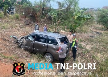 Toyota Avanza Masuk Rawa di Kotabumi, Polisi Temukan Tas Berisi Timbangan Digital dan Barang Diduga Narkotika