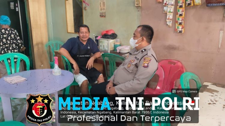 Temui Warga Saat Patroli, Polisi Ingatkan Gunakan Masker dan Tingkatkan Kewaspadaan