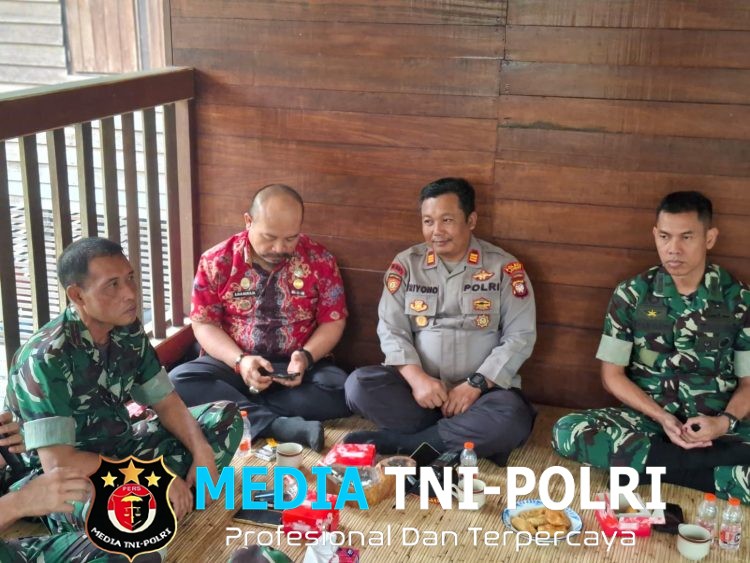 Hadiri Penyuluhan Satgas Karhutla Mabes TNI, Kapolsek Sengah Temila Tegaskan Pentingnya Pencegahan Karhutla