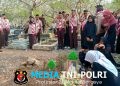 Wakil Bupati Pringsewu Umi Laila Pimpin Upacara Pemakaman Mami Fitri