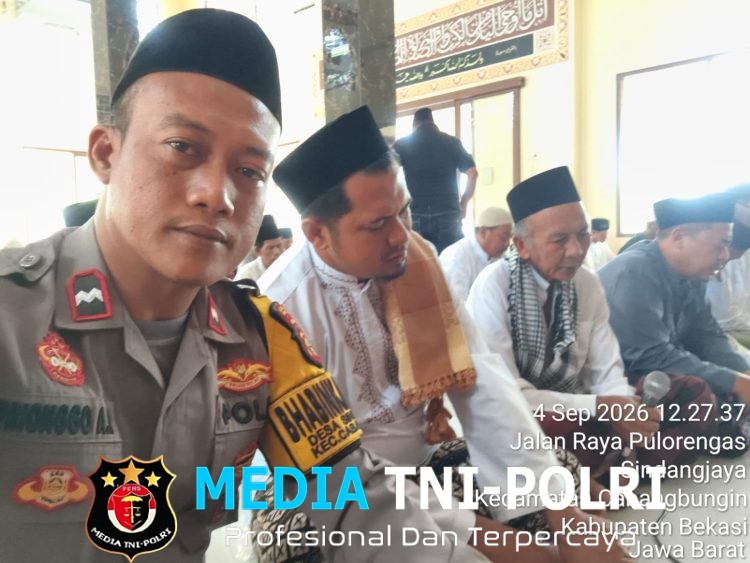 Jaga Jakarta Jaga Bekasi, Bhabinkamtibmas Sindangjaya Gelar Safari Kamtibmas dan Salat Jumat Bersama Warga
