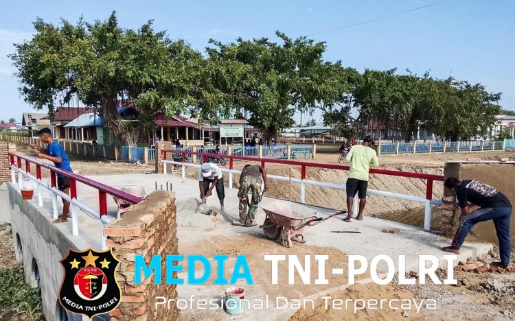 TNI dan Masyarakat Bersatu Pembangunan 4 Jembatan Aramco di Waninggap Say Merauke Hampir Rampung