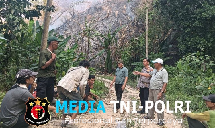 Polsek Limau Cek Titik Hotspot di Pekon Umbar Tanggamus, Api Hanguskan Setengah Hektare Lahan