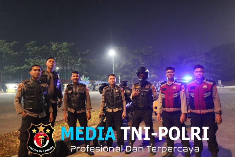 Polres Metro Bekasi Gelar Operasi Kejahatan Jalanan hingga Dini Hari