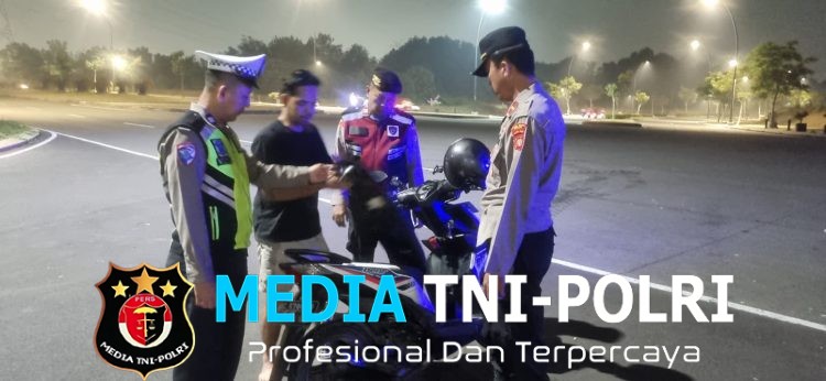 Polsek Cikarang Pusat Tingkatkan Patroli KRYD Antisipasi Kejahatan Jalanan dan 3C
