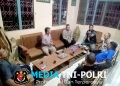 Tak Kenal Waktu, Kapolsek Sebangki Bangun Komunikasi dengan Tomas Bahas Karhutla