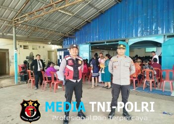 Polsek Setu Berikan Pelayanan dan Monitoring Ibadah Minggu Jemaat HKBP Tamansari