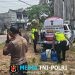 Polres Landak Salurkan 1.400 Liter Air Bersih untuk Warga Dusun Ngedang