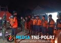 Berjibaku Padamkan Si Jago Merah Babinsa dan BPBD Berhasil Kendalikan Karhutla di Arisan Jaya