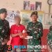 Gencarkan Komsos dan Edukasi Hukum, Satgas Pamtas Yonarmed 13/Nanggala Terima Penyerahan Sukarela 600 Gram Sisik Trenggiling dari Warga Perbatasan