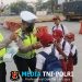 Sat Lantas Polres Metro Bekasi Bagikan Masker kepada Pengguna Jalan, Antisipasi Dampak Abu Vulkanik Anak Krakatau