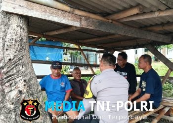 Polsek Kedungwaringin Sambangi Warga, Ajak Jaga Keamanan dan Kedamaian Jelang Pilkades