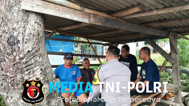 Polsek Kedungwaringin Sambangi Warga, Ajak Jaga Keamanan dan Kedamaian Jelang Pilkades
