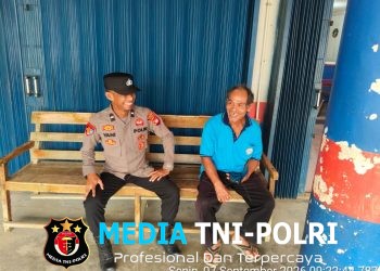 Kabut Asap Tak Halangi Polisi Patroli Siang, Warga Disambangi dan Diingatkan Waspada Modus Kejahatan Terbaru