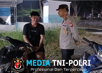 Polisi Mandor Tak Sekadar Melintas, Warga yang Nongkrong di Tepi Jalan Disambangi dan Diingatkan Soal Kejahatan