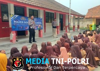 Polres Metro Bekasi Tanamkan Tertib Berlalu Lintas dan Anti-Bullying Sejak Dini melalui Police Goes to School